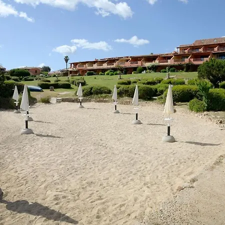 Lejlighed Villaggio Marineledda Marinella *